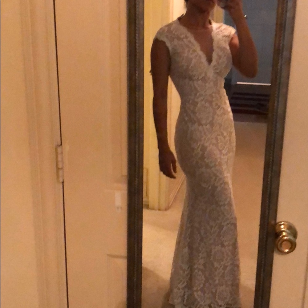 Beautiful tight fitting  Elegant dress 🥰